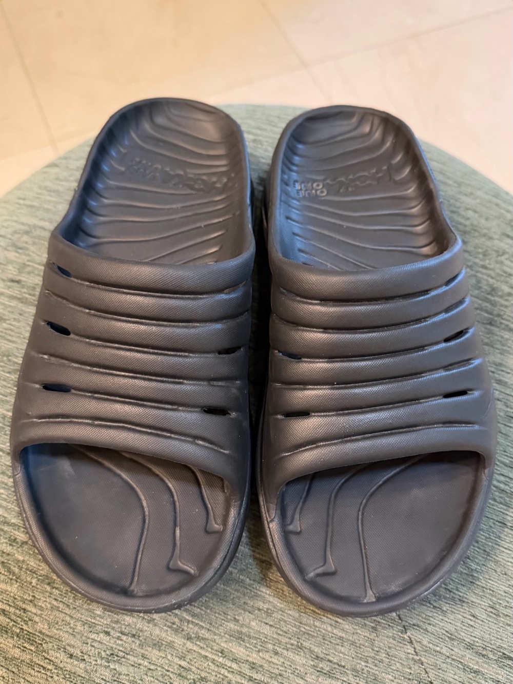 HOKA One One Ora Recovery Slides Black Unisex Men 7 Women 9 Comfort Sandals